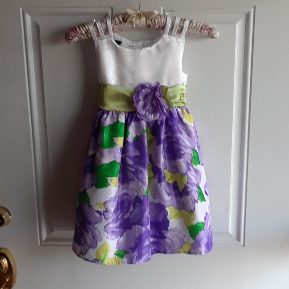 NWOT! Holiday Editions XS 4/5 Purple Floral Dress